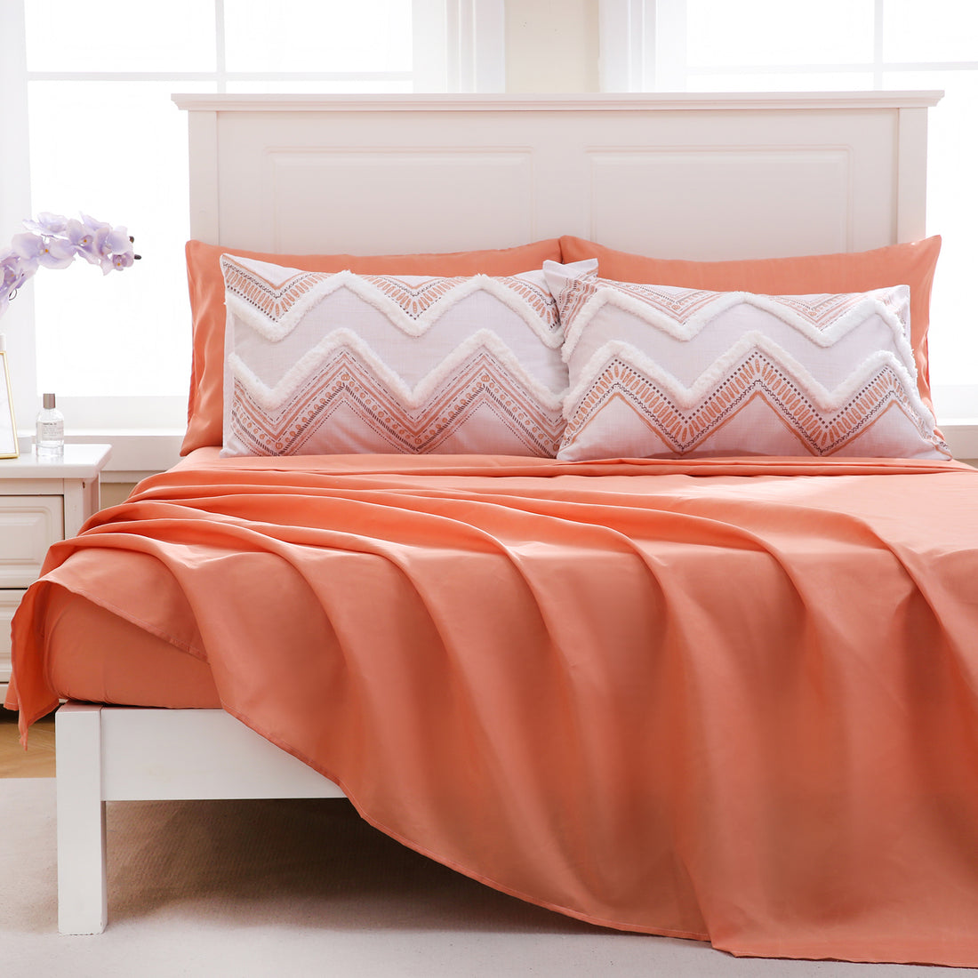 7-Piece Tufted Comforter Set Bed in a Bag – Boho Aztec Chic Bedding with Sheets & Pillowcases, Soft Lightweight Quilt, King/Queen Options