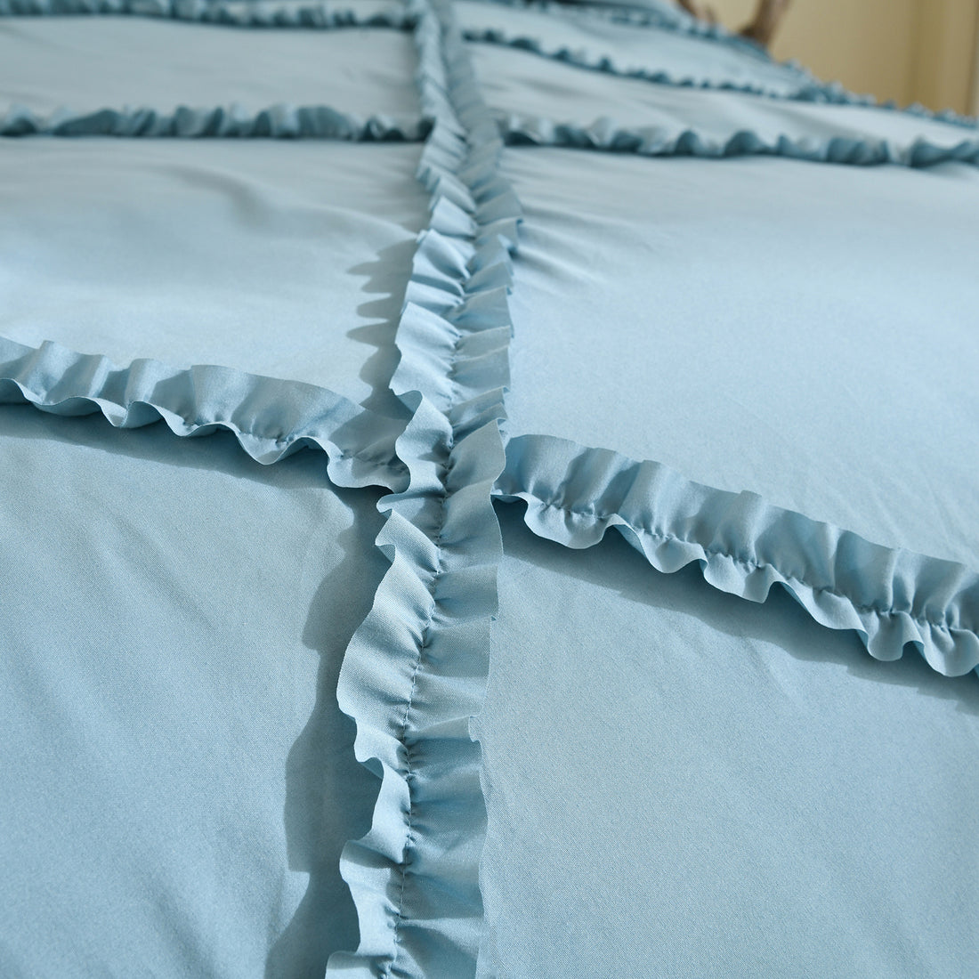 Cozy Comfort Queen Comforter Set -Boho Tufted Shabby Chic Bedding Comforter Set, 3 Pieces Vintage Farmhouse Bed Set for All Seasons