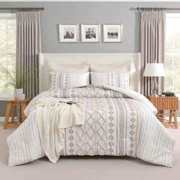 Tufted Boho Comforter Set Bed in a Bag – 7-Piece Aztec Farmhouse Bedding with Sheets & Pillowcases, Soft Microfiber Quilt, Full/Queen/King